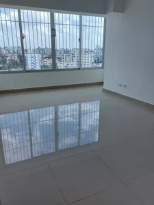 Penthouse en Bella Vista de 3 niveles - Imagen 6