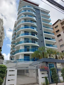 Penthouse en Bella Vista de 3 niveles - Imagen 1