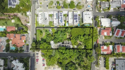 Casa-Solar en VENTA Ahorro Hondo Viejo a solo dos minutos de Agora Mall. - Imagen 1