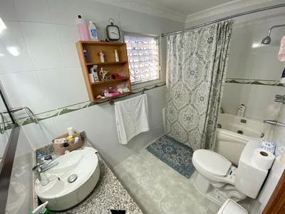 Casa grande en Marañón II, lista para mudarte a pasos de la Jacobo - Imagen 3