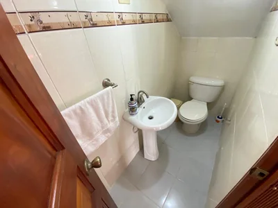 Casa grande en Marañón II, lista para mudarte a pasos de la Jacobo - Imagen 10