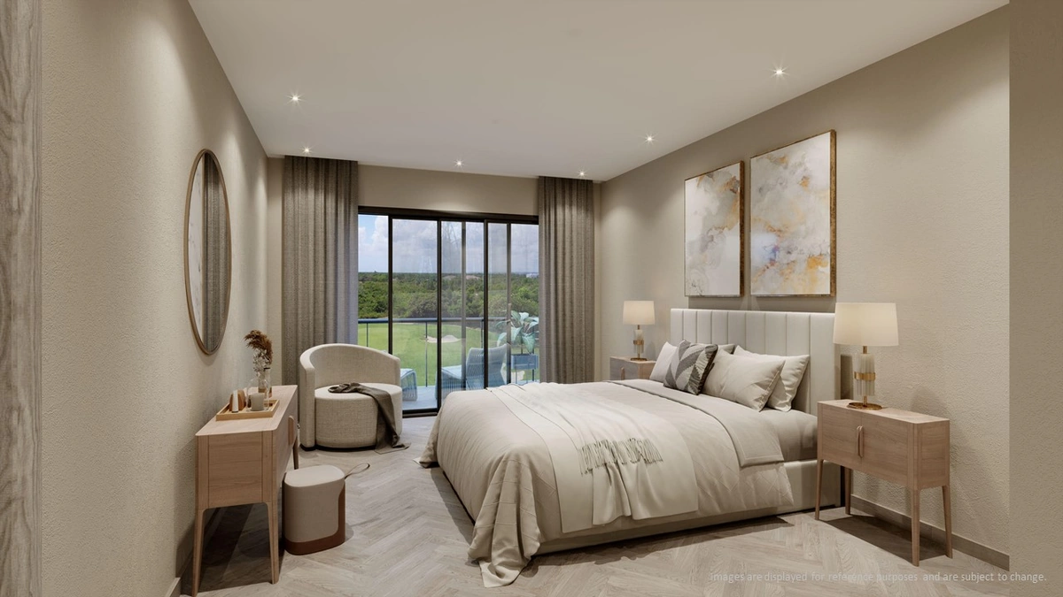 Luxury in front of the Golf Course - View 3