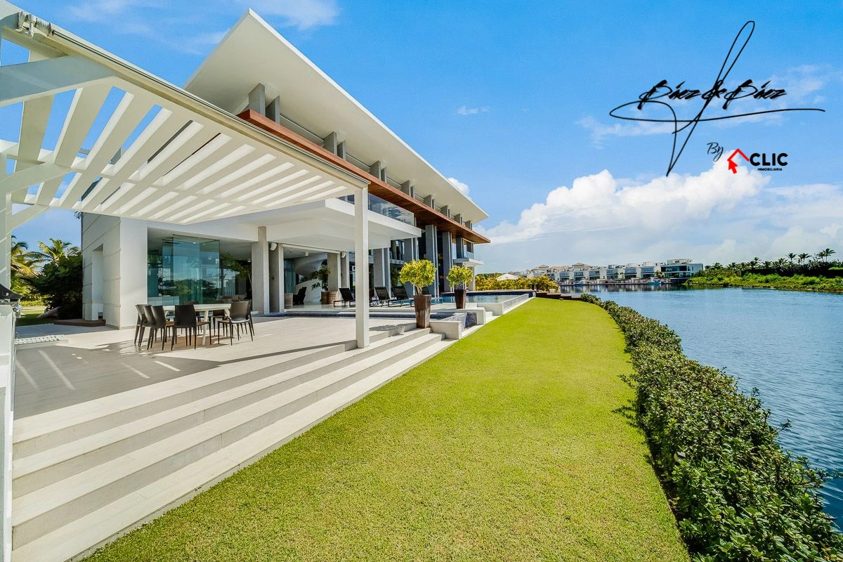 Villa with Stunning Design! Cap Cana