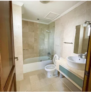 Vista al Parque Mirador Sur y al Mar , Apartamento Luxury de 475mts a esquinas del supermercado Bravo - Imagen 6