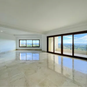 Vista al Parque Mirador Sur y al Mar , Apartamento Luxury de 475mts a esquinas del supermercado Bravo - Imagen 8