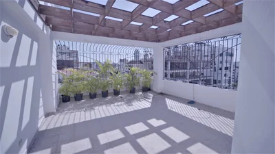 Penthouse con amplia cocina en venta sector Serrallés - Imagen 24