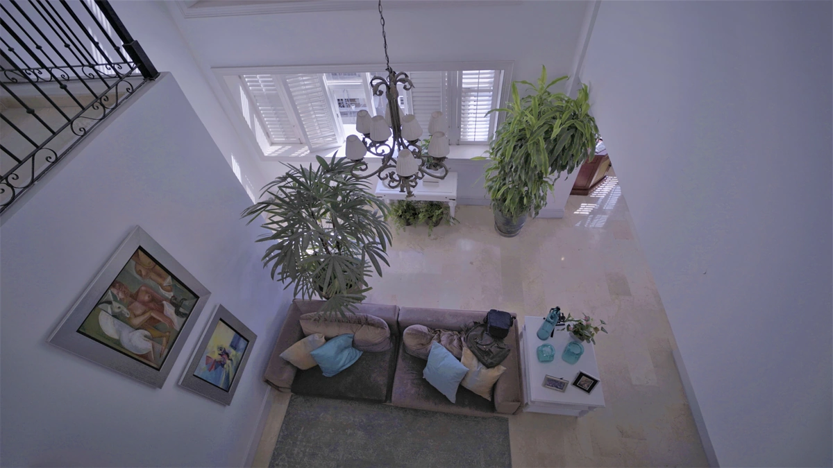 Penthouse con amplia cocina en venta sector Serrallés - Vista 3