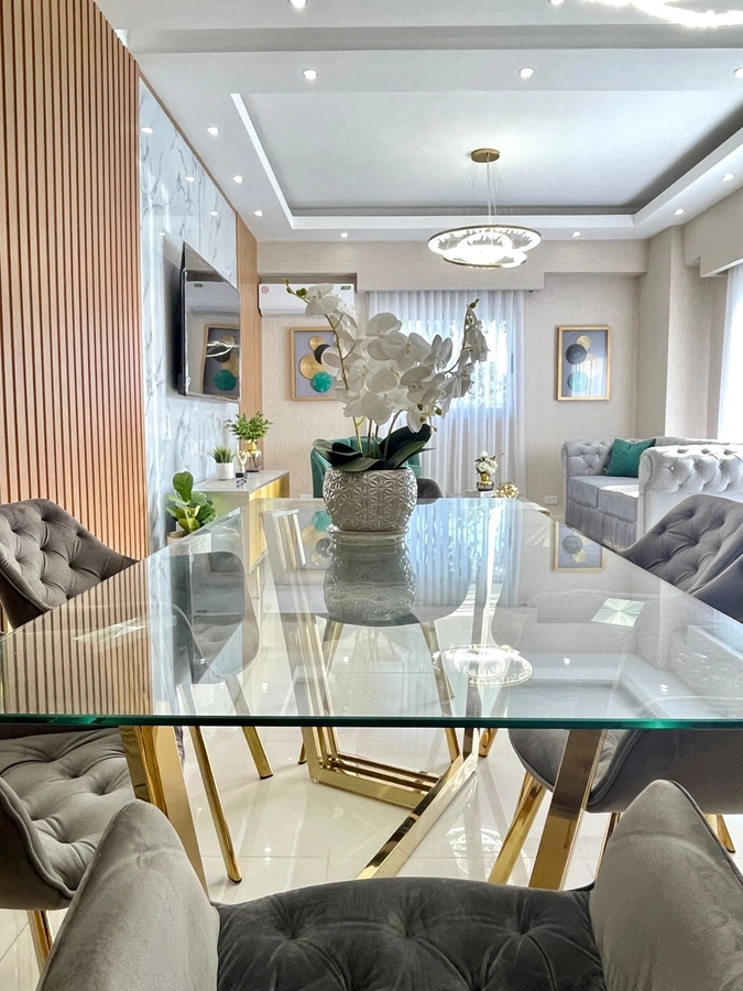 Apartamento amueblado en alquiler de 2 habitaciones  en la Zona Universitaria - Vista 2