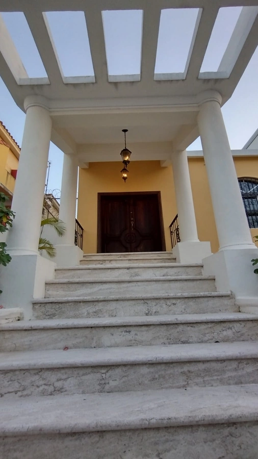 Residencia Familiar Arroyo Hondo