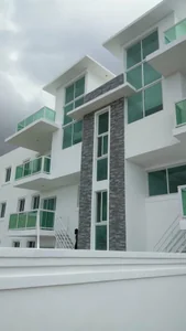 Gabriela II - Imagen 2