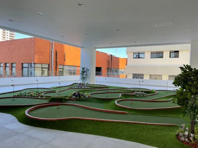 Apartamento en torre de lujo en el sector de Piantini, área de niños y mini golf - Imagen 10