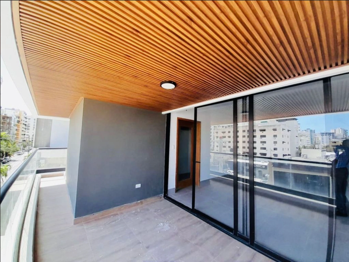 Proyecto de Apartamento Listo en Naco, Segunda con Terraza.