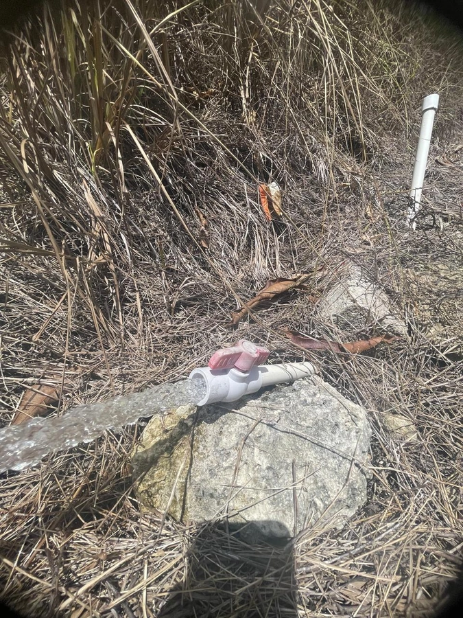 Solares en la Autopista 6 de Noviembre - Vista 2