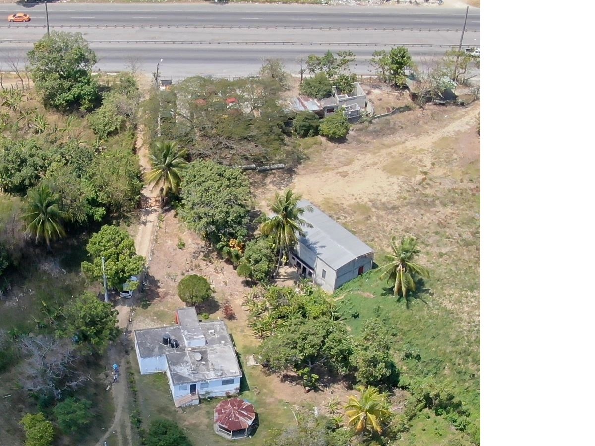 Finca en autopista 6 de noviembre - Vista 2