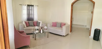 Hermosa casa familiar - Imagen 4