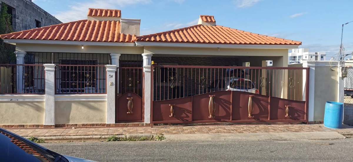 Hermosa casa familiar