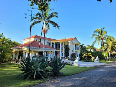 Villa a La Venta en Juan Dolio, Metro Country Club. - Imagen 1