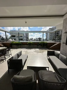 Apartamento en alquiler en el sector de Naco, amueblado con piscina y gimnasio - Imagen 7