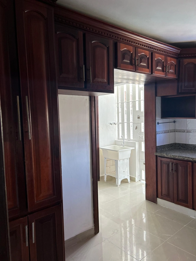 Apartamento en venta sector Alma Rosa I, con 3 habitaciones y 2 parqueos - Vista 2