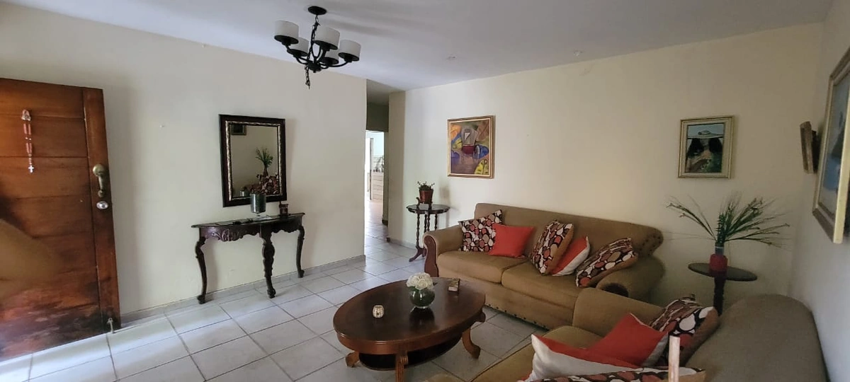 Casa en Ensanche Quisqueya - Vista 2