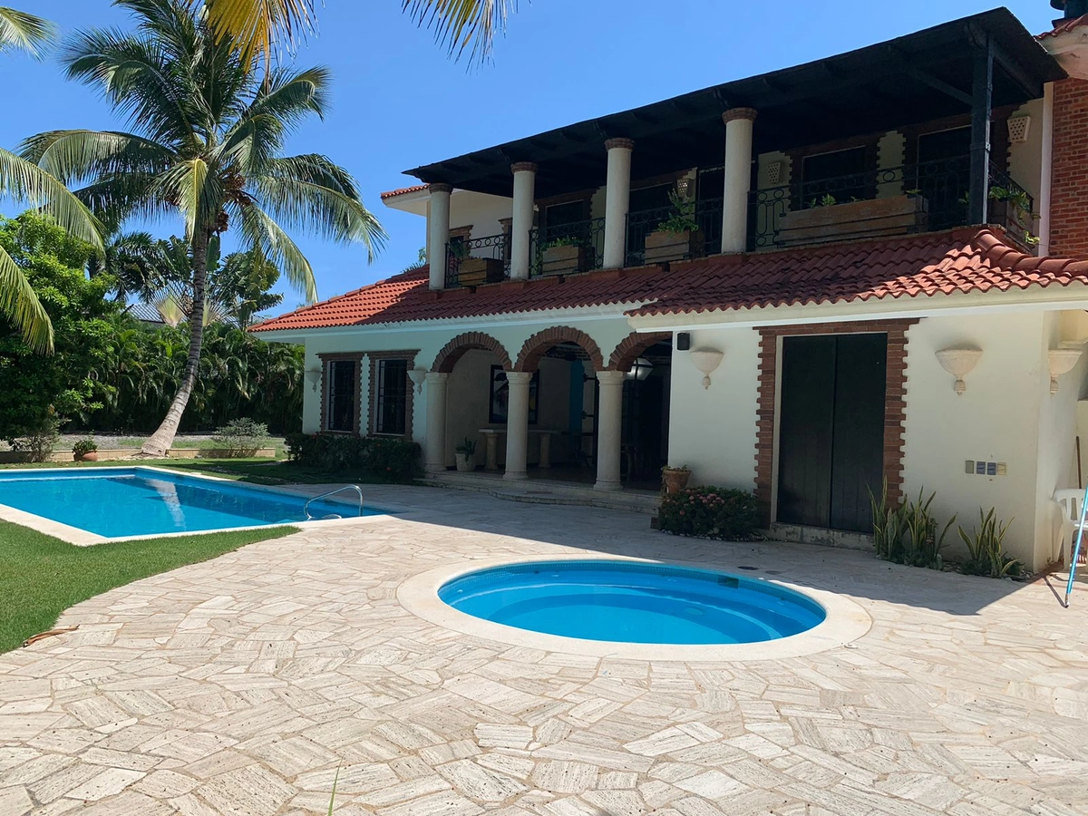 Villa en Juan Dolio dentro del complejo Metro Country Club - Vista 2