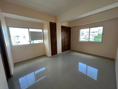 Lujoso y amplio penthouse en Urbanización Fernandez, Distrito Nacional - Imagen 15