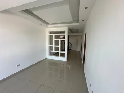 Lujoso y amplio penthouse en Urbanización Fernandez, Distrito Nacional - Imagen 3