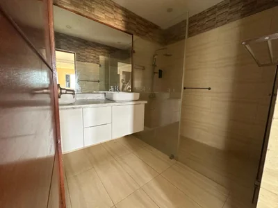 Lujoso y amplio penthouse en Urbanización Fernandez, Distrito Nacional - Imagen 9