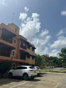 Apartamento en Residencial Villa de Los Milagros, - Imagen 2