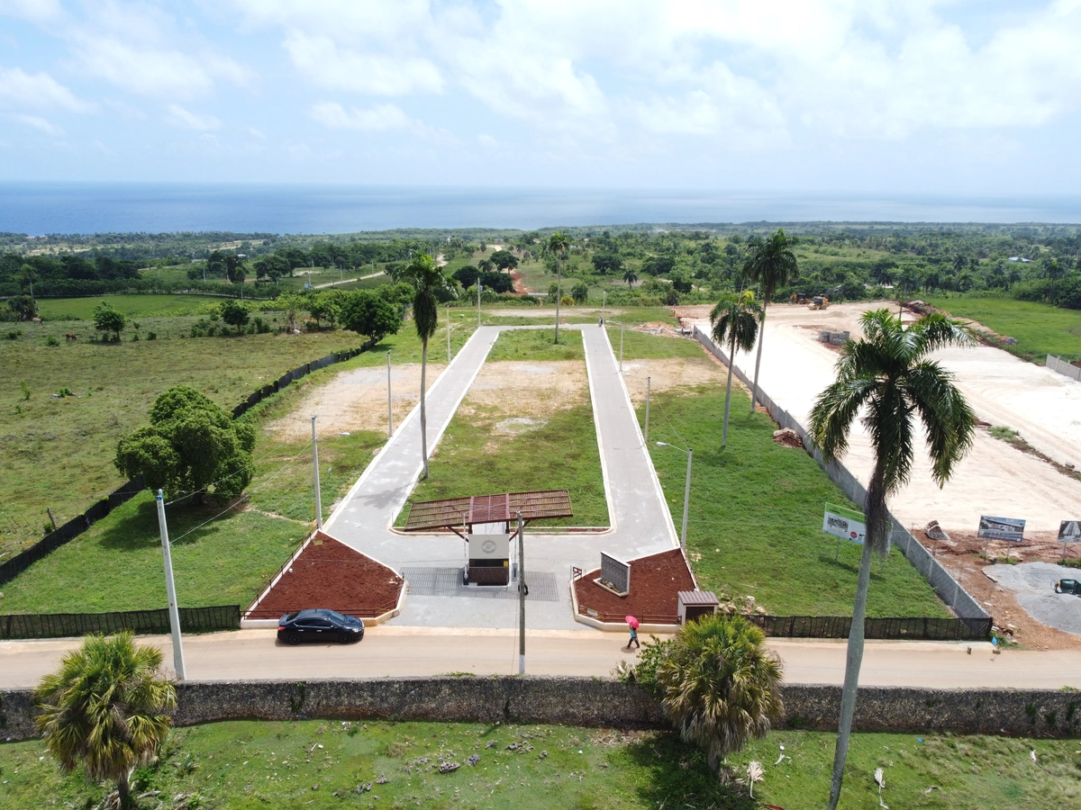 Hermoso Solar en Cabrera