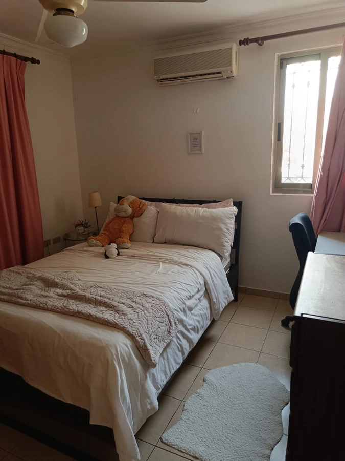 Exclusiva Casa de  Dos Niveles con Terraza, Jacuzzi y Amplias Facilidades – ¡El Hogar Perfecto para tu Familia! - Vue 5