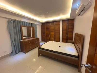 Amplio y Elegante apartamento en Bella Vista , Piso 9 - Imagen 5