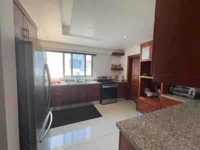 Amplio y Elegante apartamento en Bella Vista , Piso 9 - Imagen 7