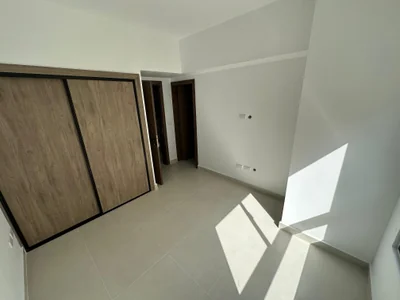 Apartamento en segundo nivel con terraza en Arroyo hondo - Imagen 10