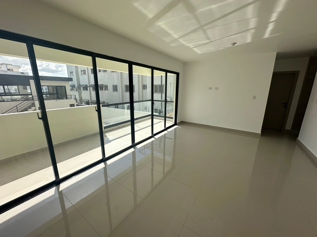 Apartamento a estrenar en Colinas del Arroyo, A minutos de la Jacobo Majluta - Vista 3