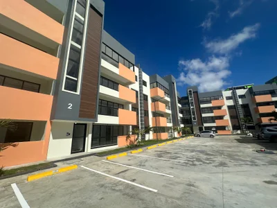 Apartamento a estrenar en Colinas del Arroyo, A minutos de la Jacobo Majluta