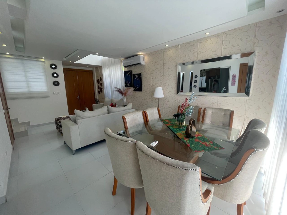 Casa de 2 niveles santo domingo Este - Vista 3