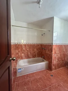 ¡Oportunidad Única! Casa en Venta en el Sector Los Corales - Imagen 14