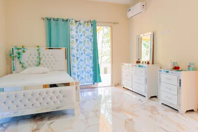 Villa en Jarabacoa con 1,322 metros de terrenos, 5 habitaciones con piscina - Imagen 15