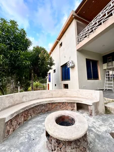 Villa en Jarabacoa con 1,322 metros de terrenos, 5 habitaciones con piscina - Imagen 4