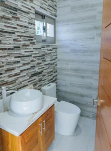 Villa en Jarabacoa con 1,322 metros de terrenos, 5 habitaciones con piscina - Imagen 9