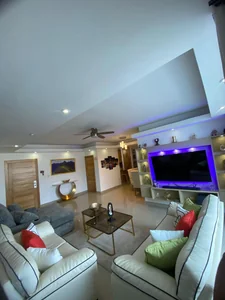 Apartamento en residencial cerrado en la Guayubín Olivo, Santo Domingo Este - Imagen 1