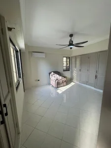 Amplio Apartamento en Bella vista - Imagen 2