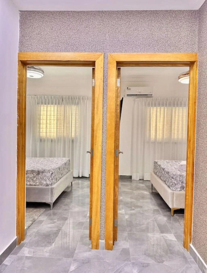 APARTAMENTO AMUEBLADO EN ALQUILER - Vista 2