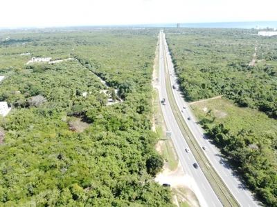 Land in Juan Dolio in front of the Eastern Highway - Image 2