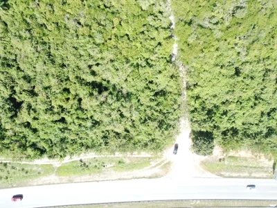 Land in Juan Dolio in front of the Eastern Highway - Image 3