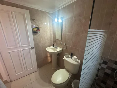 Elegante casa en cuesta Hermosa II - Imagen 3