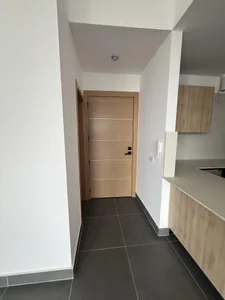 Apartamento de 2 habitaciones con terraza completa en la Sarasota - Imagen 20