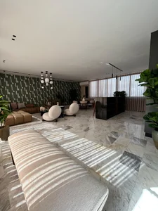 Apartamento de 2 habitaciones con terraza completa en la Sarasota - Imagen 4