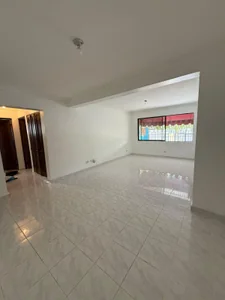 Alquiler 2 habitaciones - Imagen 1